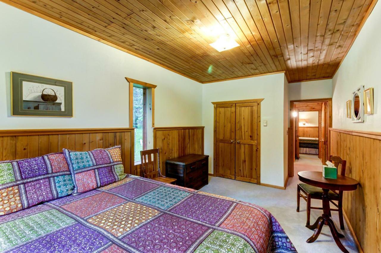 Foothill Cabin Creston 外观 照片